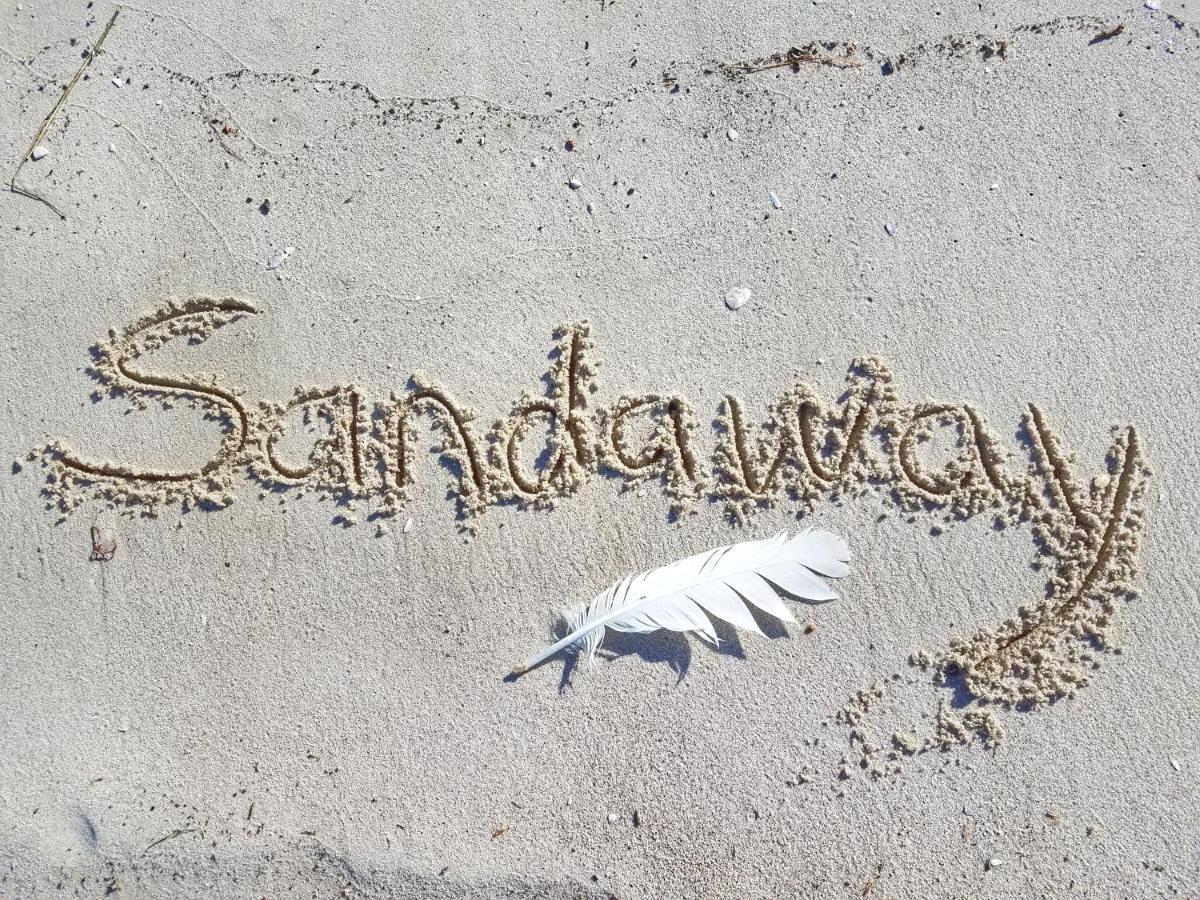 Sandaway Suites & Beach Oxford Luaran gambar